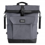 Η φωτογραφία δείχνει Ένα κομψό και άνετο unisex backpack φτιαγμένο από αδιάβροχο υλικό με λεπτομέρειες από οικολογικό δερματίνι κατέφθασε στην Bebe Stars για να συναρπάσει κάθε γονιό, καθώς θα μπορούν να το χρησιμοποιούν και οι δύο.