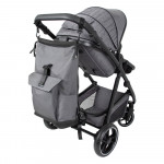 Η φωτογραφία δείχνει Ένα κομψό και άνετο unisex backpack φτιαγμένο από αδιάβροχο υλικό με λεπτομέρειες από οικολογικό δερματίνι κατέφθασε στην Bebe Stars για να συναρπάσει κάθε γονιό, καθώς θα μπορούν να το χρησιμοποιούν και οι δύο.