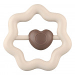 Η φωτογραφία δείχνει Το σετ περιλαμβάνει διάφορες κουδουνίστρες (μαλακές και μη) και μασητικά σε πολλά σχήματα και σχέδια από ζωάκια, ώστε να είναι δελεαστικά στα παιδιά και να απασχολούνται συνέχεια όσο ανακουφίζονται από οδοντικούς πόνους, καθώς και μια κουδουνίστρα με δυνατότητα να κρεμάσετε τη π