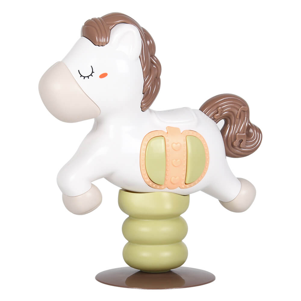 Η φωτογραφία δείχνει Το κουνιστό αλογάκι (swing horse) είναι ένα παιχνίδι με βεντούζα, ώστε να στερεώνεται παντού και να συντροφεύει το παιδάκι σας σε κάθε χώρο που πηγαίνει.