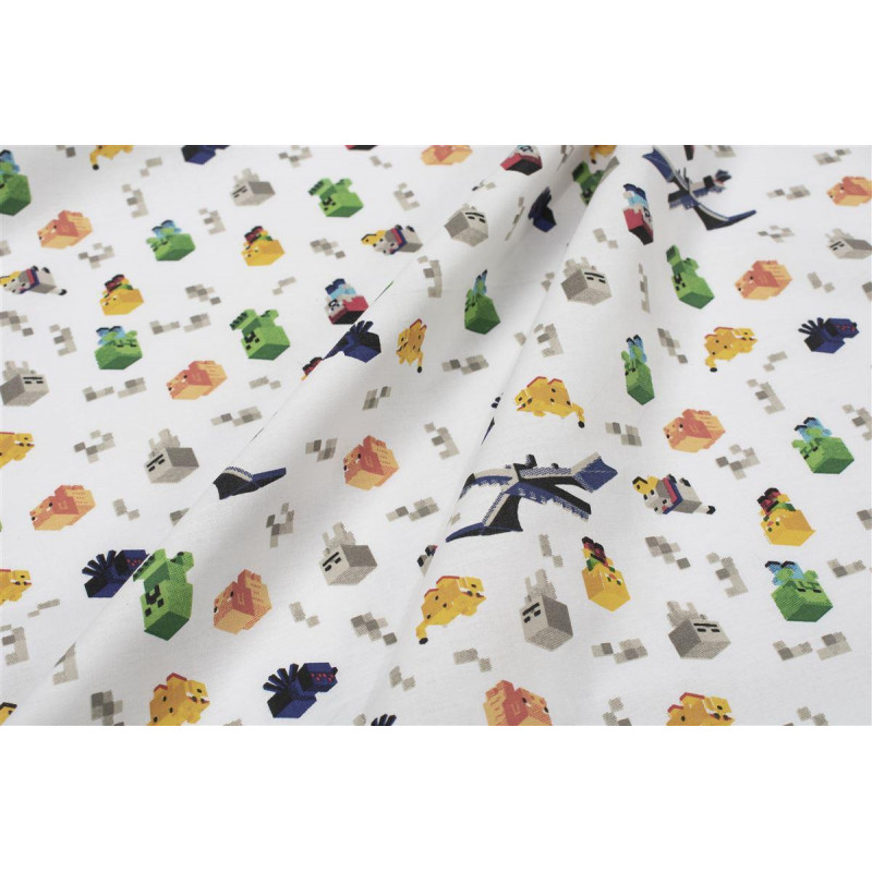 Η φωτογραφία δείχνει Βρεφική πάνα χασέ, εμπριμέ με χαρούμενα χρώματα και μοντέρνες βρεφικές παραστάσεις, διαστάσεων 80X80 cm.