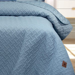 Η φωτογραφία δείχνει Ανάγλυφο κουβερλί Greenwich Polo Club της σειράς Essential από 100% microfibre.