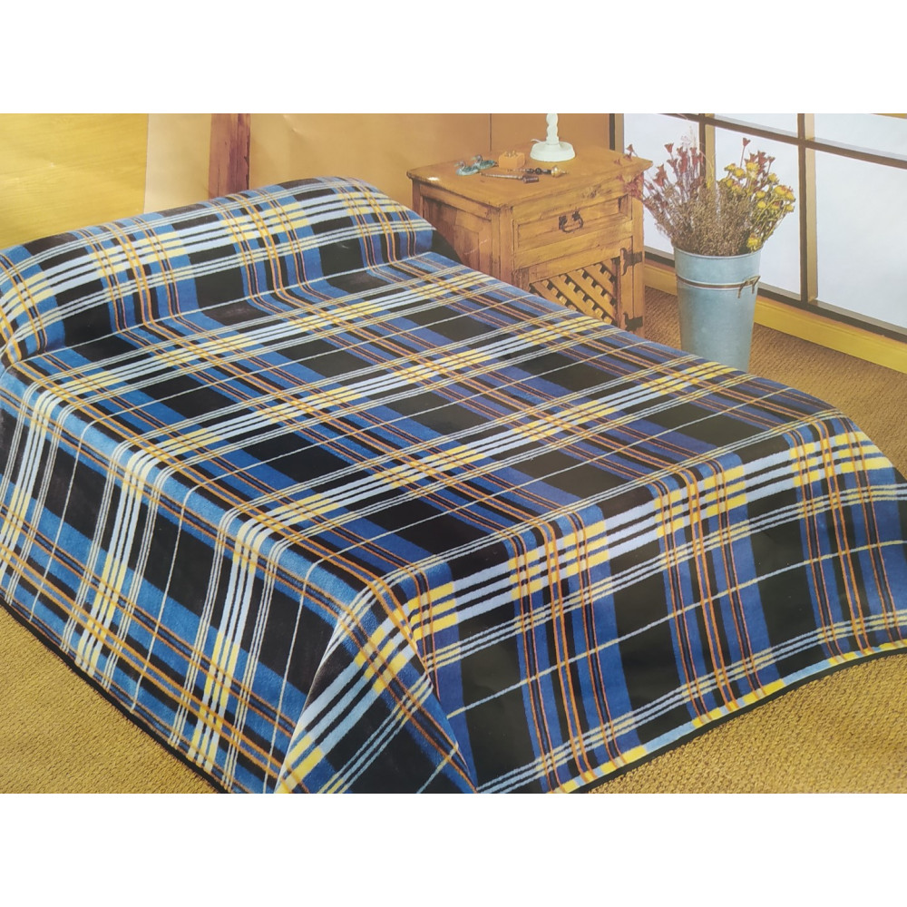  Κουβέρτα Υπέρδιπλη Ακρυλική 85% Πολυέστερ 15% διαστάσεων 220X240 καρώ με νηματοβαφή.